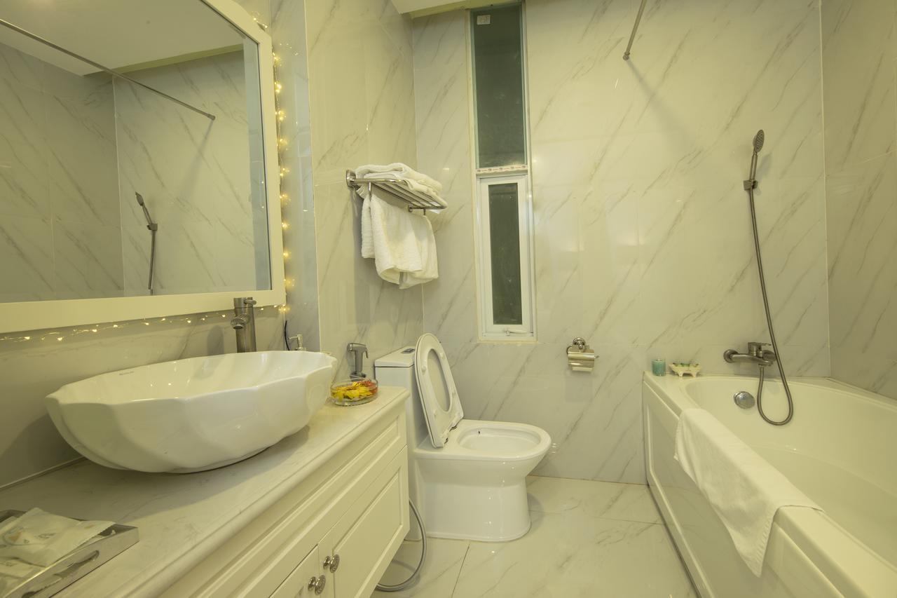 Peace Hotel & Apartment Хошимин Екстериор снимка
